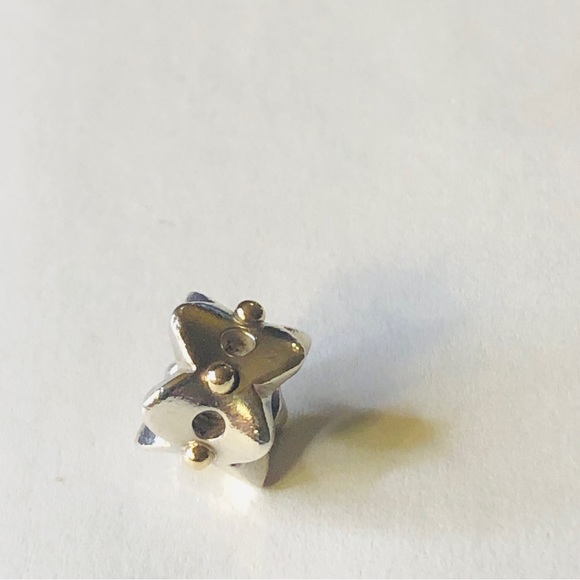 Pandora 14k Eyelet Lace Charm - Picture 5 of 8